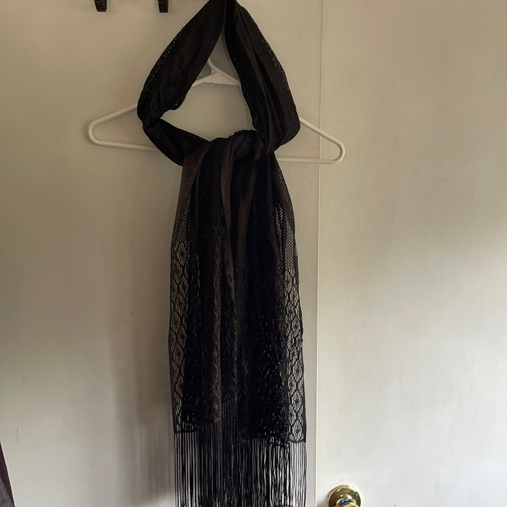 Women’s Black Decorative Scarf